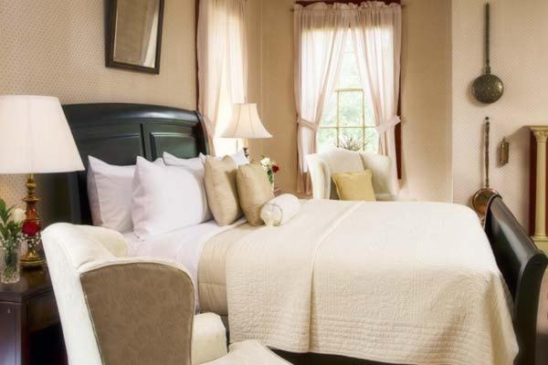 King Room with Garden View